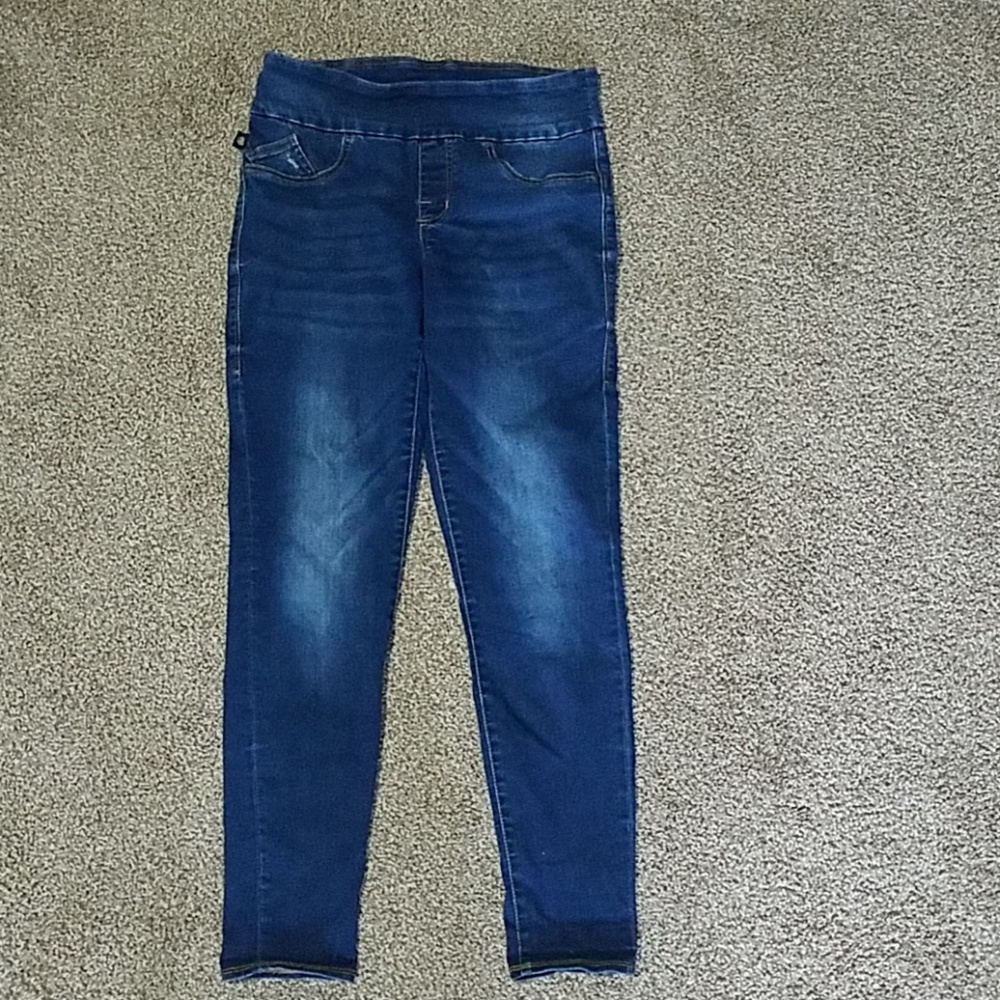 Rock and Republic slimming jeggings